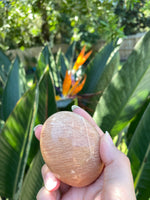 Load image into Gallery viewer, Peach Moonstone Pocket/Palm Stone

